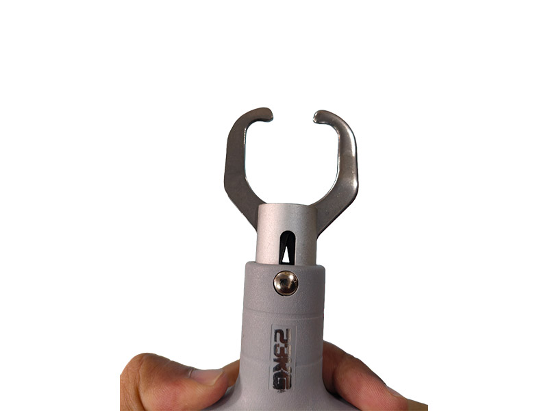 Okuma Fish Lip Gripper with weighing scale. - Image 4