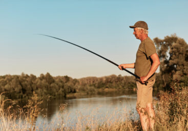 Fishing Rods for Specific Fishing Environments: Freshwater vs. Saltwater